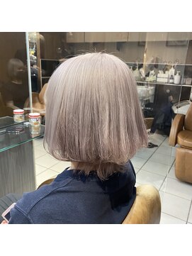 トムキャット(TOM CAT) ホワイトヘア