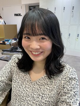 フェイス 石川町 (FACE) くびれミディアム(ヨシンモリ)