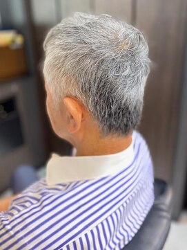 バーバーバー 四谷(BARBER-BAR) 大人のショートスタイル