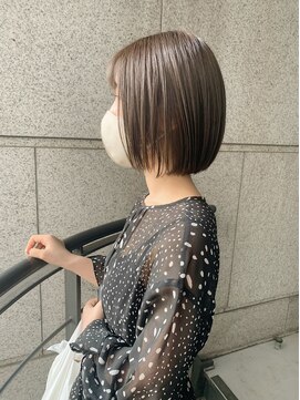 ミラレスカ 栄(MIRA RESCA) 透明感アッシュベージュ