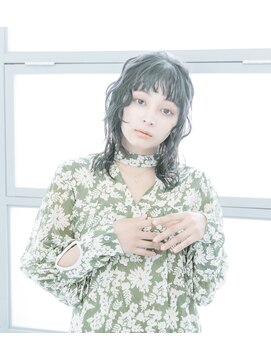 オートル 綱島店(AUTRE by FUGA hair) ブルーカラー/ミディアム束感/ウェーブスタイル20代30代40代50代