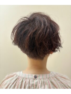 シャンプーボーイ 刈り上げショート