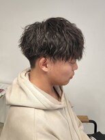 ニアウ 伊勢崎連取店(Niau)&nbsp;刈り上げショートマッシュ波巻きツイストスパイラルパーマ