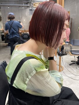 ヨロヘアー(YOLO hair) ボブ×ピンク、レッド暖色カラー　30代　40代　50代