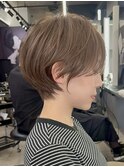 静岡ショートカット切りっぱなしボブくびれショートグレイカラー