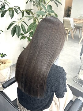 クム 横浜(qumu) 【qumu M MARIKO】アッシュグレージュ×白髪染め