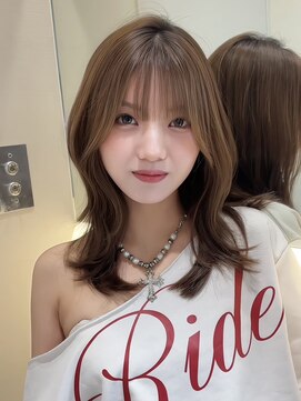 ロンドメリア 天神大名店(Lond Melia) 小顔に見せるミディアムヘア/韓国ヘア/ダブルカラー