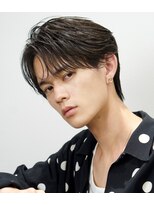 オーシャントーキョーオーバー 渋谷(OCEAN TOKYO OVER)&nbsp;マッシュセンターパートツーブロックフェザーパーマニュアンス