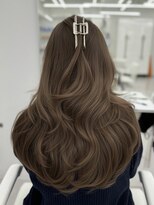 アマトウキョウスマートサロン(AMA TOKYO×Smart Salon)&nbsp;ヘーゼルベージュ　ブリーチなし　レイヤーカット　海外風