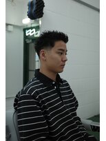 ウェルネス(Wellness)&nbsp;スパイキーショート/テーパーフェード