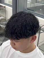 アウラ(AURA)&nbsp;波巻きパーマシャドウパーマツイストスパイラルパーマ