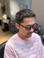 エムエイチザバーバー 本町(MH THE BARBER) ナチュラルグレイヘア【北浜・淀屋橋】