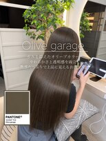 フイ 梅田(Hui.)&nbsp;ブリーチなしでできるオリーブグレーしな