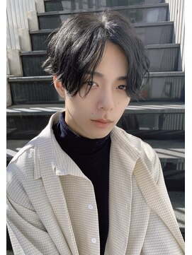 クーエフー(coo et fuu) ナチュラルパーマ/センターパート　ナチュラル黒髪　短髪