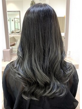 アッシュ 八王子店(Ash) グラデーションカラー/シルバー/グレージュ/イルミナカラー