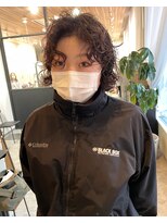 アットラップレーヴ(attrape-reve) うざめの前髪とパーマ。【高橋ユウキ】