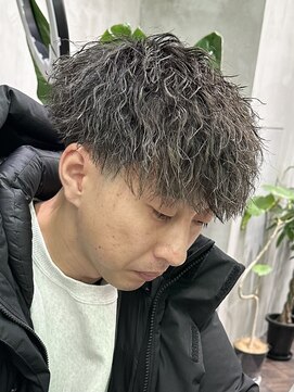 スキルセカンドハウス 天神(SKILL SECOND HOUSE) 刈り上げマッシュ 波打ちツイスト