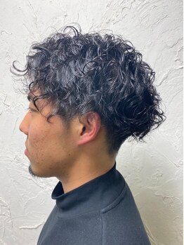 アレサフィート(alesafito)の写真/男性美容師の観点でかっこいいスタイルを作ります◎フェードスタイルからロングまで幅広いスタイルに対応◎