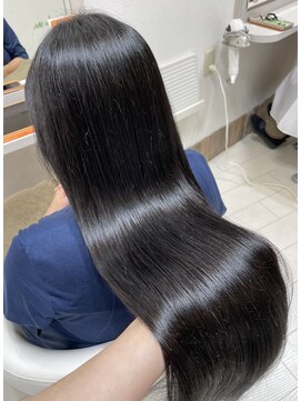 アミーベル(AMI a BELLE) 髪質改善で大人の艶髪へ【広島で縮毛矯正するならアミーベル】