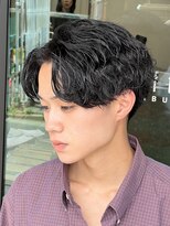 フィフスパーク(fifth PARK) センターパート波巻きスパイラルパーマシャドウツイスパ緩め束感