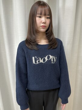 ムード タテマチ(mood tatemachi) 顎下からのレイヤーカット×ほんのり明るめのブラウン