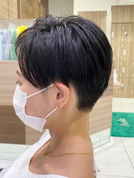 アッシュ 笹塚店(Ash) 刈り上げショート ［笹塚］