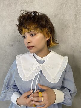 ビオルネ 浦安店(VIE.ORNER) イエローインナーカラー