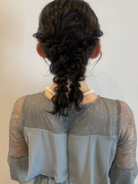 トルヴェ(Toruve)&nbsp;ミディアムでも可愛い編みおろしツイン！