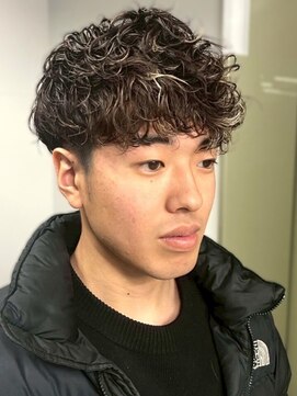 セプト 博多(SEPT.) 波巻きパーマ ツーブロック マッシュ ツイストスパイラルパーマ