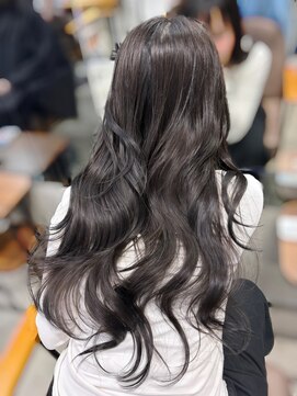 エイム(AiM) レイヤーカット/ハイレイヤー/ブルーブラック/透明感カラー