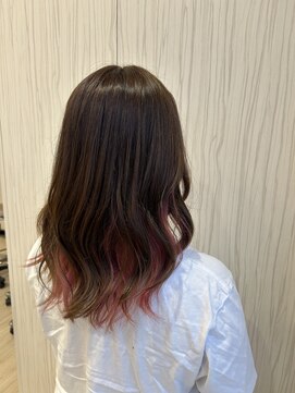 ビス ヘア アンド ビューティー 西新井店(Vis Hair&Beauty) 20代30代大人可愛いインナカラーピンクインナーカラー