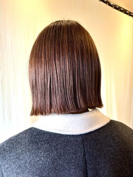 ココカラヘアー ニコ(cococara hair nico) 髪質改善/トリートメント/切りっぱなしボブ/カシスカラー