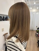 シファ(sifa) 寒色ベージュ