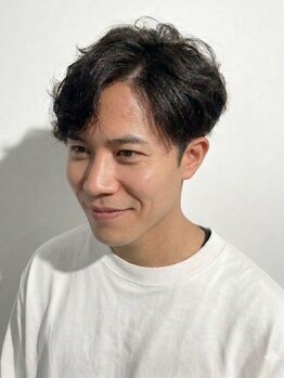 ヘアーサロン リュウの写真/1対1で他に誰もいない、周りの目が気にならないプライベートBARBER。メンズならではのお悩みも相談ください