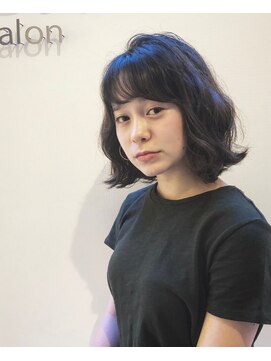 ゼ シール(Ze seal) 20代30代人気！切りっぱなしゆるふわ外ハネスタイル