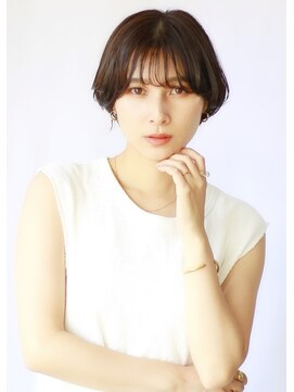 チェコリル(Cyecoril) 大人かわいいナチュラルマッシュショート