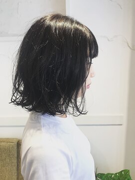 ジップバイノート 藤沢(.zip by note) ［30代・40代大人女性］大人のための切りっぱなしボブ[藤沢]