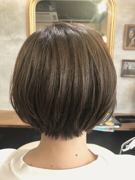 マルコ(marco) 丸みショートボブ