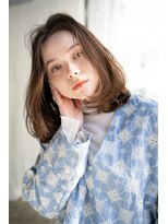 マグノリア オモテサンドウ(MAGNOLiA Omotesando)&nbsp;ほつれる質感の抜け感ワンカールパーマ・・・KAYO