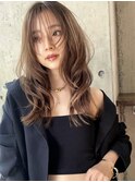 韓国ヘアレイヤーロンググレーベージュ前髪パーマ黒髪