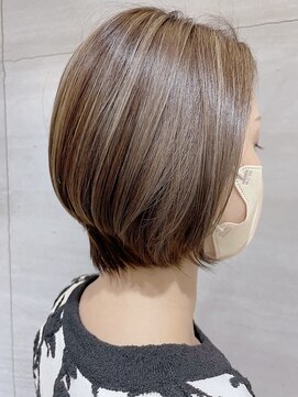 グラム バイ レイエレガンス(glam by REIELEGANCE) 大人可愛いショート/ハイライト/グレージュ