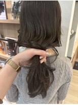 ユーフォリア 青山(Euphoria)&nbsp;【担当きょうこ】赤み消し/透明感オリーブグレージュ/艶カラー