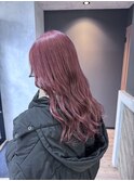 ピンクベージュ