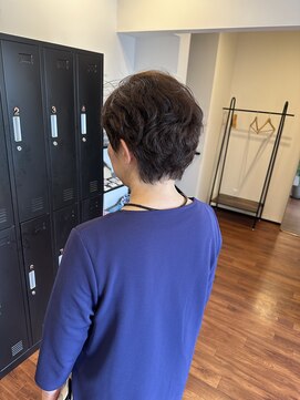 スリー バイ ザサロンフジサワ(THREE by the salon fujisawa) 癖活かしショート