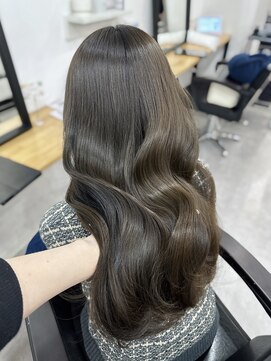 ソヨン 金山店(SOYON) オリーブグレージュ/暗髪/ヘーゼルベージュ/透明感カラー/艶髪