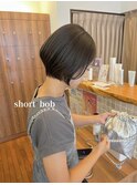 ショートボブ