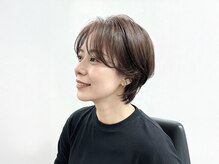 白髪ぼかしハイライト。表面のみにハイライトを入れて明るい印象