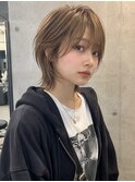 ハイトーンベージュショートウルフ