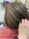 「白髪」じゃなく自然の「ハイライト」