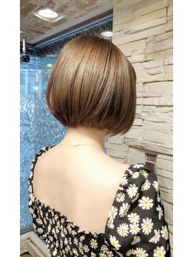 シャメル(Chamel) 前下がりショートボブ/ひし形/骨格補正カット/髪質改善
